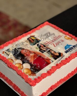 Shaalin Zoya Instagram - This was my first ever birthday where I got to celebrate at midnight 12AM. If it weren’t because of these people, it wouldn’t be happening at all. I spent the half day crying because of how emotional I got. Of all the places I’ve been and all the people I met, One thing I’m certain is that it’s all about the effort you put for one another that matters. It’s not the words but actions. And forever shall be grateful for reminding that I’m worth enough to celebrate.