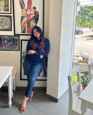 Shaalin Zoya Instagram - Hello my birthday month 💞✨
February 🎀

📸 @sreejitharavind_