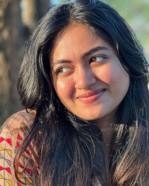 Shaalin Zoya Instagram - Nee aasa patathu ellame unakku nadakkum.. ❤️

📸 @sreejitharavind_