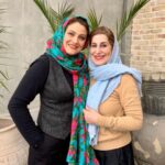 Shabnam Moghadami Instagram - . تولد ِ قشنگ و خوش‌یمن ِ هردوتایی‌تون مبارک، آبانی های نازنین ِ من…خواهرهای مهربون ِ عزیز و دوست داشتنی ِ من…خانومای ِپاییزی ِ زیبا،چشم ما و دنیا به جمال ِ بی‌مثال هردوتون روشن…درخشان و پرامید و عاشق و خوش‌حال باشین همیشه تا همیشه …و به امید ِ فردا‌های بهتر و خوش‌تر برای شما و همه…فقط خدا می دونه چقدر دوست‌تون دارم. کاش زود ِ زود ببینم‌تون❤️ . یه نکته‌ای، امروز تولد ِ سیمین جونه و تولد مرمری چهار روز پیش بود. سوم آبان.من صبر کردم که به هر دوتایی‌شون باهم تبریک بگم که بیشتر قند تو دلم آب شه از خوشی ِ داشتن‌شون.❤️ . عکس‌ها تازه نیستن.ولی آرزو می‌کنم زودتر بتونیم بازم کنار ِ هم باشیم …یه عالمه بخندیم و یه عالمه عکس بگیریم. #فاطمه_معتمدآریا #مریم_شیرازی #تولدتون_مبارک @maryam.shiraziii @fatemehmotamedarya