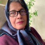 Shabnam Moghadami Instagram - همه ی مادر ها بوی بهار و بنفشه می دهند ،بوی هر چه گلاب و گُل...مادر ِ من هم . روزت مبارک مامان♥️