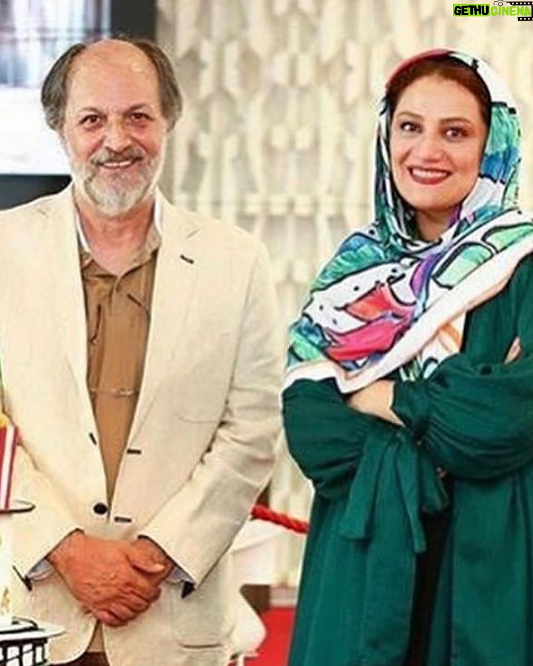 Shabnam Moghadami Instagram - . زود بود برای این سفر استاد…میدانم و می دانم که دلم برایتان تنگ میشود …سپاس که بسیار به من آموختید…شاگرد شما بودن همیشه افتخارم بوده و هست. دوستتان دارم تا همیشهی خدا… روانتان نورانی و شاد.دعایمان کنید. . عکس از شهپر آرمات.به تاریخ تابستان سال نودوهشت.تهران #امین_تارخ #سینمای_ایران #اساتید_بازیگری #بازیگران_سینما_و_تلویزیون