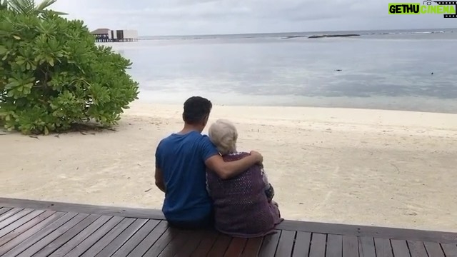 Shadmehr Aghili - 1.2 Million Likes - .
“ویدیوی یادگاری از مادر عزیزم.، مادر . عشق و راهنماییهای تو همچنان راهم را روشن میکند، همیشه در قلب من هستی تا زمانی که دوباره ملاقات کنیم💕