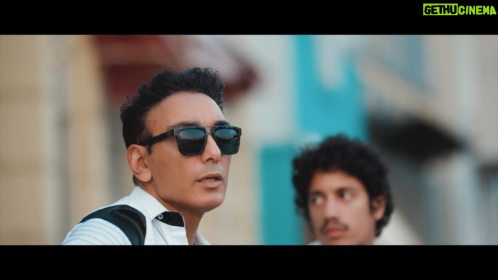 Shadmehr Aghili - 533.7K Likes - Door Shodi ( Unplugged Version )
Music : @sinaparsian_official
Lyrics : @amin_musica
Arrangement : Shadmehr & @miladhashemi
Mix & Mastering : @mohamadfalahireal
Producers : @behdadkamvari @omid.saghafi
Guitar : @arapersadmehr
Bouzouki : @diggi.tv
@femke.brinxma
@vahab_tabrizi
@radiojavan
@bia2
@pmcmusic