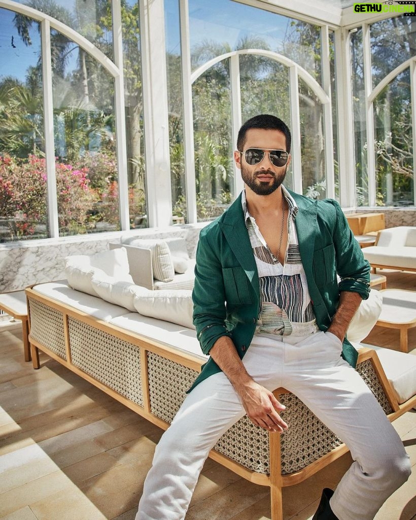 Shahid Kapoor Instagram - I eat my greens and wear them too ♻😎