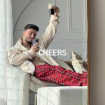 Shahveer Jaffery Instagram - Sunday funday 🕺🏻