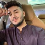 Shahveer Jaffery Instagram - Eid Mubarak dostoon! :)