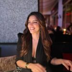 Shama Sikander Instagram - Yesss Black is my favorite color! 🖤🖤🖤🖤🖤🖤🖤 . . . #black #stayhappy #shamasikander Dubai, United Arab Emirates