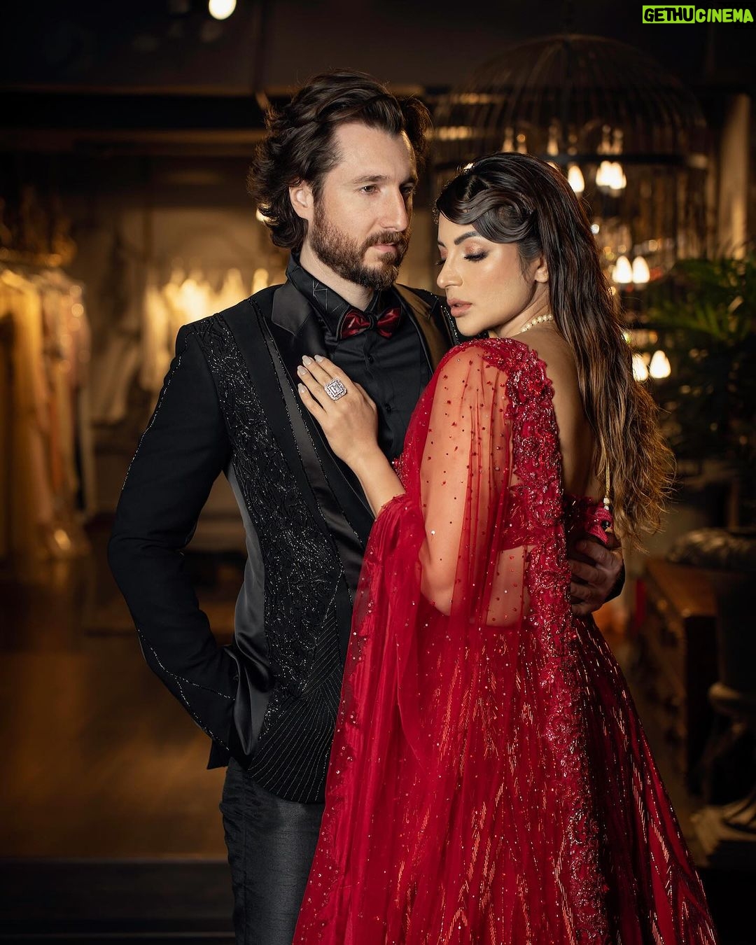 Shama Sikander Instagram - Bold colors, bolder love. ❤️🔥 . Wrapped in- @niveditasaboocouture . . #couplegoals #loveislove #shamasikander