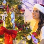 Shama Sikander Instagram - The sparkle of the season captured in one frame! ✨🎁 . . . #festivevibes #christmas #shamasikander #friendslikefamily
