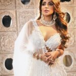 Shama Sikander Instagram - Being the light 🤍 . Photographer- @arindamsikdar Outfit - @niveditasaboocouture Make up & Hair - @preetydhillon_mua Jewellery- @azotiique . . #light #graceful #shamasikander