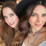 Shama Sikander Instagram - Cheers to the festive season! Let’s revel in the joy of togetherness, making every day sparkle with celebration and laughter! 🥂🎊 . . . #friendsforever #festivevibes #shamasikander