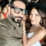 Shama Sikander Instagram - Cheers to the festive season! Let’s revel in the joy of togetherness, making every day sparkle with celebration and laughter! 🥂🎊 . . . #friendsforever #festivevibes #shamasikander
