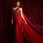 Shamita Shetty Instagram – Feeling Fiery in Red 😈❤️
Outfit – @archanaraolabel 
Jewellery – @razwada.jewels 
Styled by – @styledbychandani 
Style team – @astha_kothari 
Photographer – @gohil_jeet 
Hair : @kantamotwani @kromakaysalon 🌸