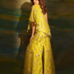 Shamita Shetty Instagram – Sparkle on darling ✨🦋 
Outfit : @gopivaiddesigns 
📸 : @tejasnerurkarr