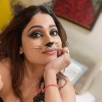 Shamita Shetty Instagram – Meow 🐱 

#halloween #cat #meow #aboutlastnight  #love #gratitude
