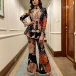 Shamita Shetty Instagram - ❤️🦋❤️ Outfit : @ridhimehraofficial @dipublicrelations Jewellery : @azotiique Hair : @farzana.kromakay @kromakaysalon