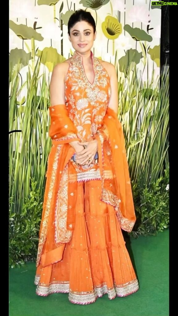 Shamita Shetty Instagram - 🧡 Outfit : @gopivaiddesigns Jewellery : @anmoljewellers