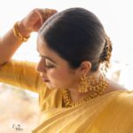 Shamna Kasim Instagram - Stay classy …. Costume: @kanchivaram.in Jewelry: @kushalsfashionjewellery Pics: @v_capturesphotography Hairstylist: @venkymakeupstudio Personal staff: @pranay_kohli