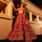 Shanaya Kapoor Instagram - Here’s to the queen of everyone’s heart, the beloved bride of Safarnama - @shanayakapoor02 and all the bridal looks she has donned! Ridhi Mehra | 𝑺𝒂𝒇𝒂𝒓𝒏𝒂𝒎𝒂 Shop the collection: ⭐️ online at RidhiMehra.com ⭐️ book appointments at the Ridhi Mehra Flagship Stores: - The Kila, Delhi | Tel: +91 9818870573 - DLF Emporio, Delhi | Tel: +91 9818370088 - The Hill Top at 7, Banjara Hills, Hyderabad | Tel: +91 85272 20529 Styling & Creative Direction: @gopalikavirmani Photographer: @vanshvirmani Shanaya’s Hair & Makeup: @makeupbyriddhima @humera_shaikh19 Videographer: @rishabh_sain_ Campaign Storytelling: @thesocial.fixx Production: @mmcworld_official Models: @_riyalisation @aananditarajawat Model’s Makeup: @fashionmakeupbyitikachugh #RidhiMehra #ShanayaKapoor
