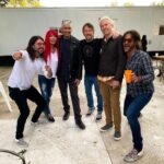 Shania Twain Instagram - This was one off the bucket list for me! Firstly thank you to @foofighters for inviting me on stage - you are all so generous and ridiculously cool. I am a huge rock fan. My first band was a rock band, my first big producer was one of the worlds renowned rock producers, me and my son like to rock out 😂 Totally worth the adrenaline fuelled run from my stage to yours Dave Grohl - you are a true friend and talent ❤️ Austin City Limits Music Festival (ACL)