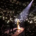 Shania Twain Instagram - I feel very fortunate and thankful that this is what my year looked like… Spending every night with my beautiful fans - best fans in the world 🫶