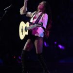 Shania Twain Instagram - Vancouver... I'm speechless. I didn't think you could get anymore rocking than the two nights we spent together at the start of the #QueenOfMeTour in May... Man! Was I Wrong! 😂 The energy in @rogersarena for the final show was unreal - I was emotional!! Performing to a sold out room full of friends, family and of course you guys, the best fans in the world, was the greatest feeling. Thank you for an unforgettable tour. I love you all. Rogers Arena