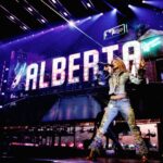 Shania Twain Instagram - Calgary! You were so awesome, you made me smile all night. You were my show in the arena and it was spectacular. Edmonton tonight lets see what you’re made of! 📷 @itsdarty & @fred_thiebaud Calgary, Alberta