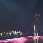 Shania Twain Instagram - Do you think the @bucks would have me as a cheerleader after I put together this little Halloween wardrobe in Milwaukee?! The wig was quite @cher circa 1965 which is maybe not practical but I still got my high kicks in! Awesome to see all your costumes this Halloween now on to Omaha - see you tonight! 🥳 Milwaukee, Wisconsin