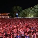 Shania Twain Instagram - I loved this one so much! ❤️‍🔥 My @aclfestival crowd partied with me through the whole set and I came off stage absolutely buzzing with all the awesome energy! What a trip! Saturday night in Austin ain’t no joke and I get why they do it twice - sorry to miss next weekend but gotta get back to #QueenOfMeTour 😘 Special shout out to the front row for giving ATTITUDE during don’t impress 😂💅 Austin City Limits Music Festival (ACL)