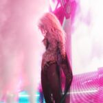 Shania Twain Instagram - Smiles for miles - you can tell I had a fun weekend with you, London 🫶🤠 Thank you!! Dublin, see you tonight for the first show of our double date together 💖 The O2