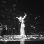 Shania Twain Instagram - I'm waking up dreaming after a FABULOUS night in London! 🤠🫶 Your energy was electric!! You better be ready to rock it again tonight! ⚡ 📷 @adrianbretscher @fred_thiebaud The O2