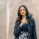 Shanvi Srivastava Instagram – So elegant and classy! The all-new #RedmiA3 in Midnight Black  is my favourite. 

With a Premium Halo Design and 90Hz Display, it’s the perfect combo to make it #SmoothAndStylish. 

Set your reminders for the first sale on 23rd February and make it yours starting at special launch of ₹6,999*.

#shanvisrivastava #shanvisri #colab #mobile