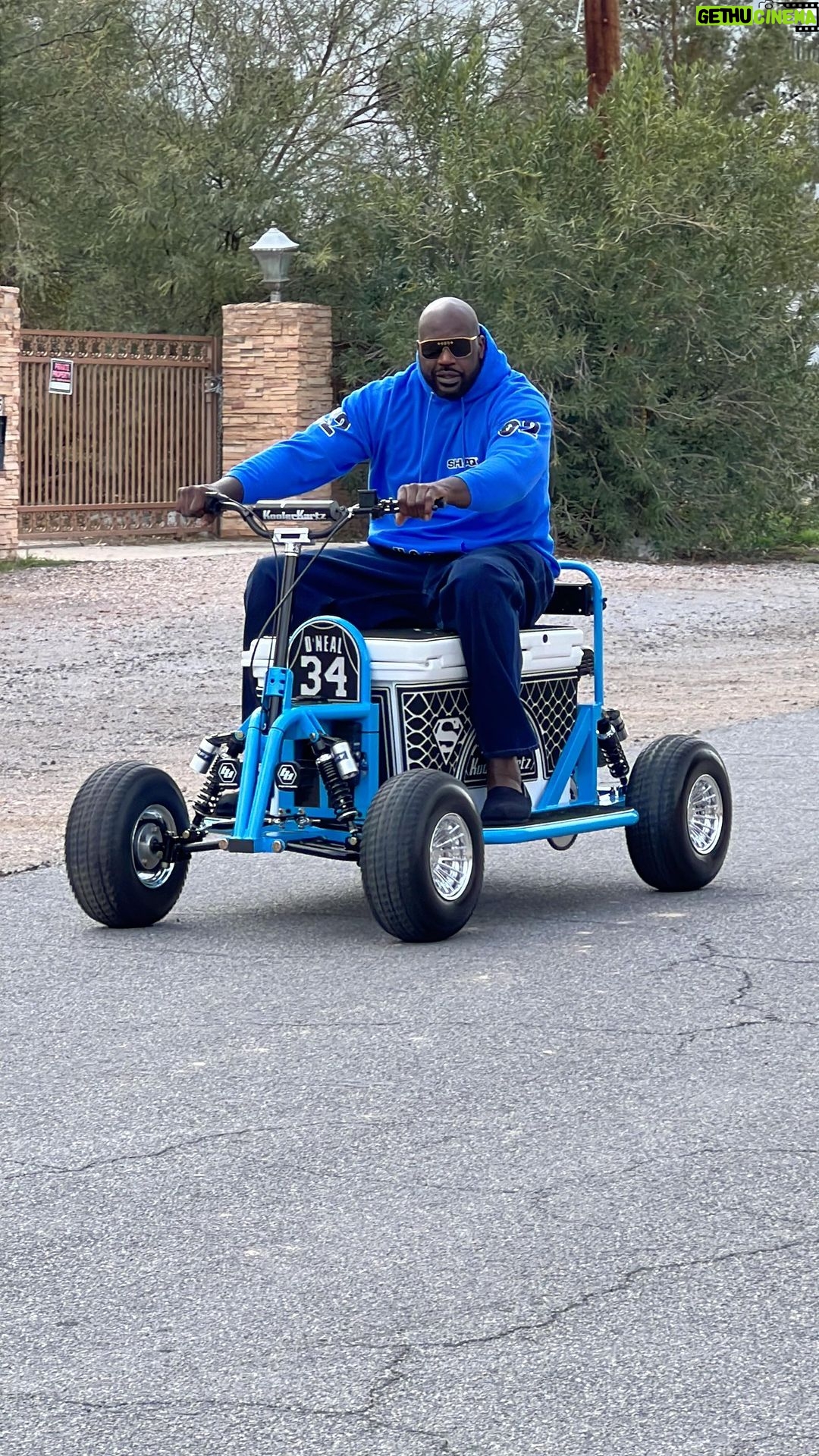 Shaquille O'Neal Instagram - Shaq asked, we delivered🤝🏽 #shaq #koolerkartz #coolerkart