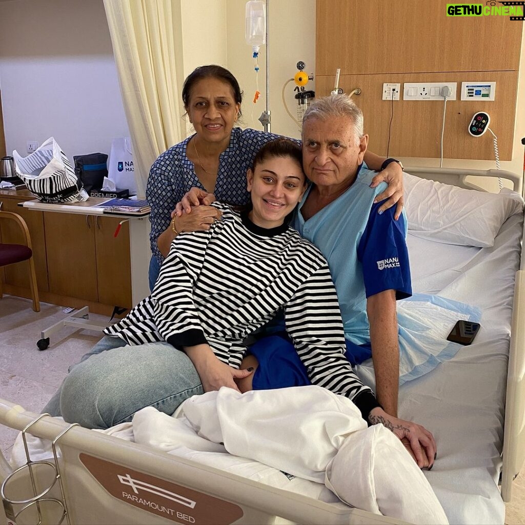 Shefali Jariwala Instagram - Deeply saddened and hurt how some people can use CANCER for publicity. I cant believe how insensitive people are. I don’t know Poonam Pandey at all , but the fake drama of her demise to cervical cancer deeply affected me. I felt so scared for my father … The last few months have been difficult as my father has been undergoing treatment for Colon Cancer - stage 3 . Not being able to sleep all of last night and being anxious as f*#k makes this me so angry. In the name to creating awareness pls stop playing with peoples emotions ! Creating awareness on a SM platform is one thing but faking your own death is so low… This is not a joke… cancer is not a joke ! This Picture is from November 2023 , right after his second surgery this year. Love and strength to all cancer survivors and people battling it! Don’t let this cheap publicity stunt shake you. You guys are warriors ❤️