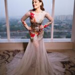 Shefali Jariwala Instagram – Grey area …
#mondaymood 
.
.
.
Styled by @stylebytanii
Beautiful outfit by @sahilkochharofficial
Jewelry by: @miranabymegha
 @affiliates_pr
@isinghphotography 
@makeup.yasmin 
@farukh.shaikh 
.
.
.
#ootd #instafashion #bling #love #mondaymotivation Delhi, India