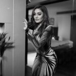 Shefali Jariwala Instagram – ♠️
@isinghphotography 

Styled by @stylebytanii
Outfit @labelriya
Jewellery @the_jewel_gallery @rimayu07 

@makeup.yasmin 
@rehanna.sayyed_thehairstyles 
#delhidiaries #ootd #instafashion #mondaymood #instapic #monday #pic #delhi #chic #classy