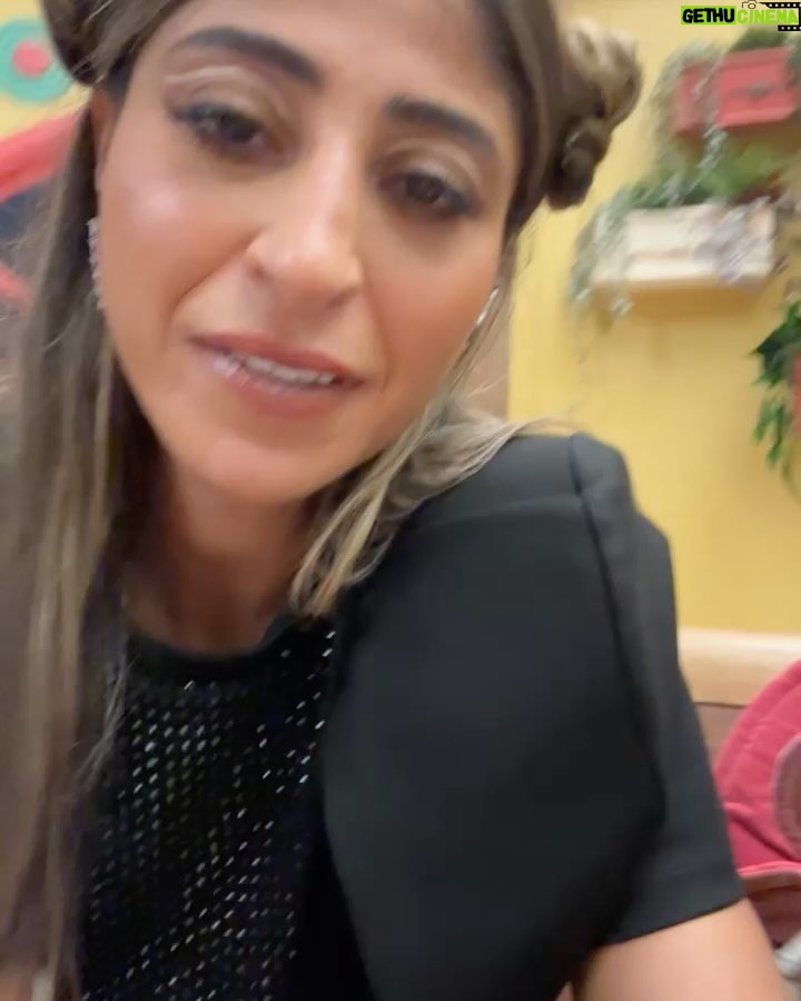 Shejoun Instagram - صديقاتي الجميلات نوره و سلوى احبكم 🤍 شوج والأطفال على تلفزيون الكويت 🇰🇼💫
