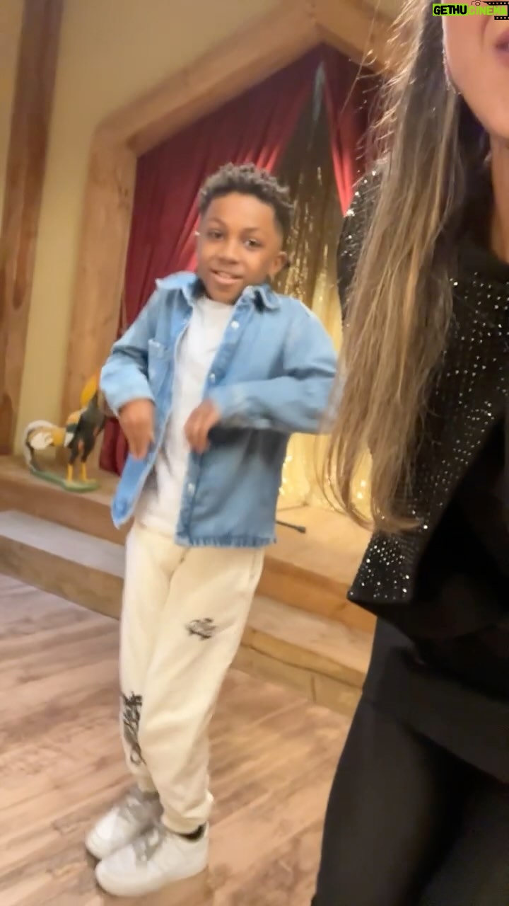 Shejoun - 17.8K Likes - رشوووود صديقي و عندي اصدقاء وايد راح تتعرفون عليهم باذن الله في المشروع القادم 🤍
