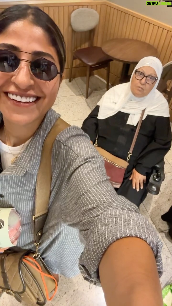 Shejoun Instagram - لما اكون مع ماما ارجع طفله و فرحة الدنيا تسكني الله يحفظكم لي من كل شر و يحفظ غاليكم و من تعزون اللهم امين