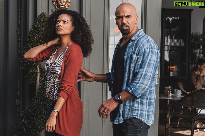 Shemar Moore Instagram - More stills from TONIGHTS @swatcbs episode!!! You don’t want to miss this one! 💣🔥💥