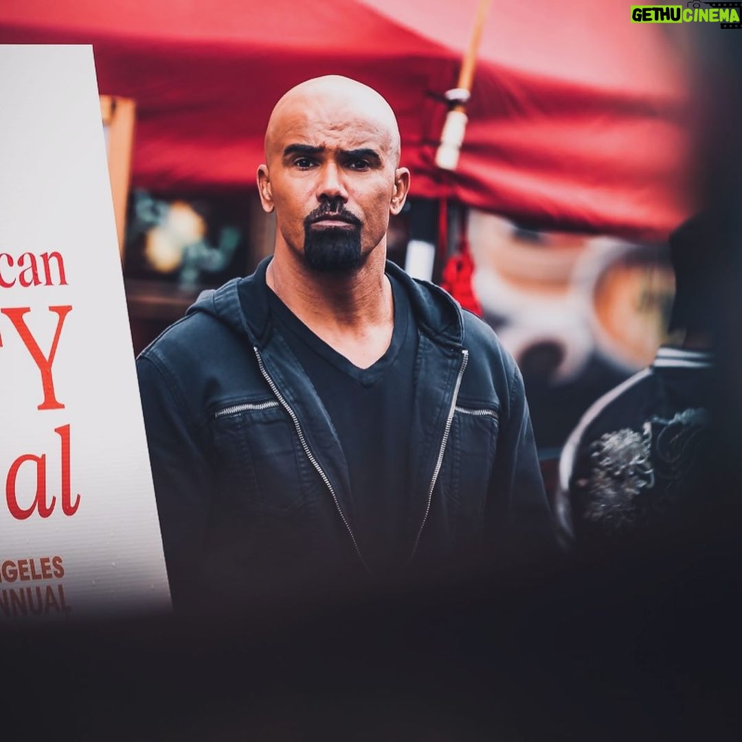 Shemar Moore Instagram - ALL NEW EPISODE making itβs way to ya this FRIDAY at 8PM ππ½πͺπ½π§¨ . . @swatcbs #swat