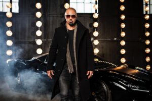 Shemar Moore Instagram - Sweater weather swag 😜😎🥶
.
.
📸 @davinophotostudio