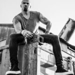 Shemar Moore Instagram – STAY UP FAM 💪🏽👊🏽 
.
.
📸 @davinophotostudio