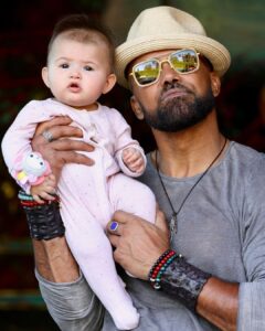Shemar Moore Instagram - 1st Father’s Day EVER… for me!!! BLESSED and GRATEFUL!! My father wasn’t in my life… I never celebrated Father’s Day… but i realize my mother and fathers love for each other once upon a time… that created me….I celebrated and honored MY MOTHER all day everyday my entire 50 years with her… my mother’s dream was to be a grandmother.. God called her name a little too soon… but My Girl Jesiree loves on me and gave me/us Momma Marilyn’s Dream and MY LIL MIRACLE… “Frankie Moore”… my daughter… My mother was my purpose…. Now Frankie is my purpose for the rest of my life!!! With all that I have experienced and accomplished, My daughter is my GREATEST TRIUMPH!!! Momma Marilyn went to Heaven and told God to give her son the GREATEST GIFT of his life… FRANKIE n FAMILY!!! …… “Mom I made it” 🙏🏽🕊️❤️🥰 I Love you Jesiree and THANK YOU!!! 💖