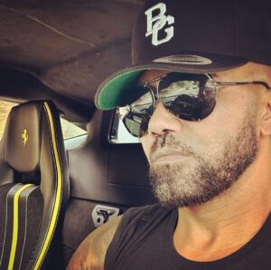 Shemar Moore Instagram - Out here riding 😎 THANK YOU to ALL the SWAT fans showing soooooooooooo much love on NETFLIX!!!! Let’s show this industry that SWAT is 🔥🔥🔥 and here to stay!!!!!