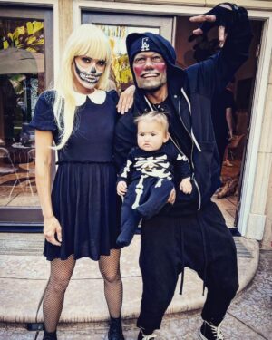 Shemar Moore Instagram - Frankie’s 1ST HALLOWEEN!!!! 🎃🤡👽👻😳😂 @jesiree ❤️