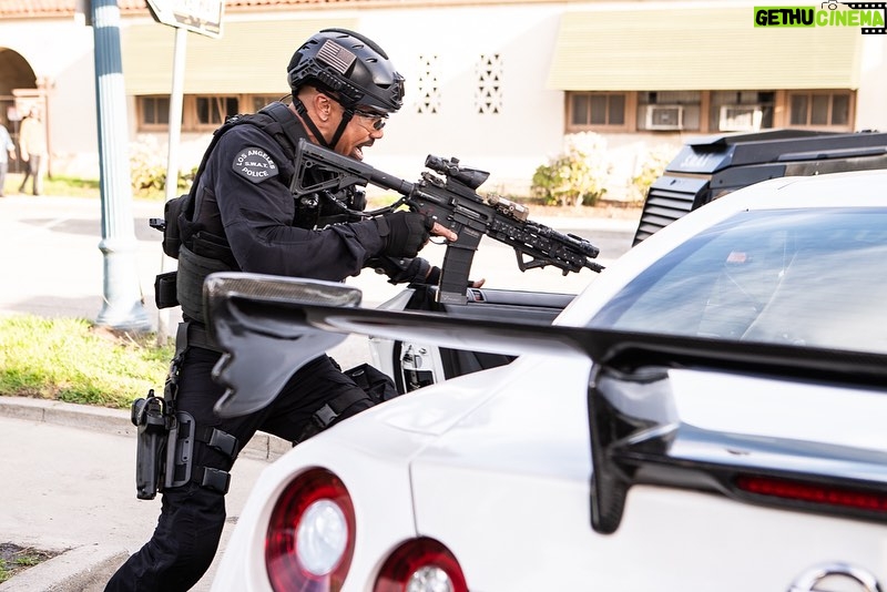 Shemar Moore Instagram - All new @swatcbs FRIDAY at 8PM!!! This one might leave ya a little SHOOK 🥵
