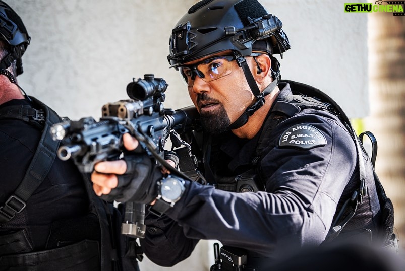 Shemar Moore Instagram - DOUBLE DOWN on @swatcbs this Friday with BACK TO BACK all new episodes starting at 8PM on @cbstv ‼️ I SAID WHAT I SAID 😜💣💥🔥