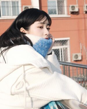 Shen Yue Instagram - 🥶🥶🥶